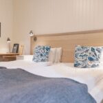 Doppelbett im Eco-Hotel Schweden | Pieper Erlebnisreisen